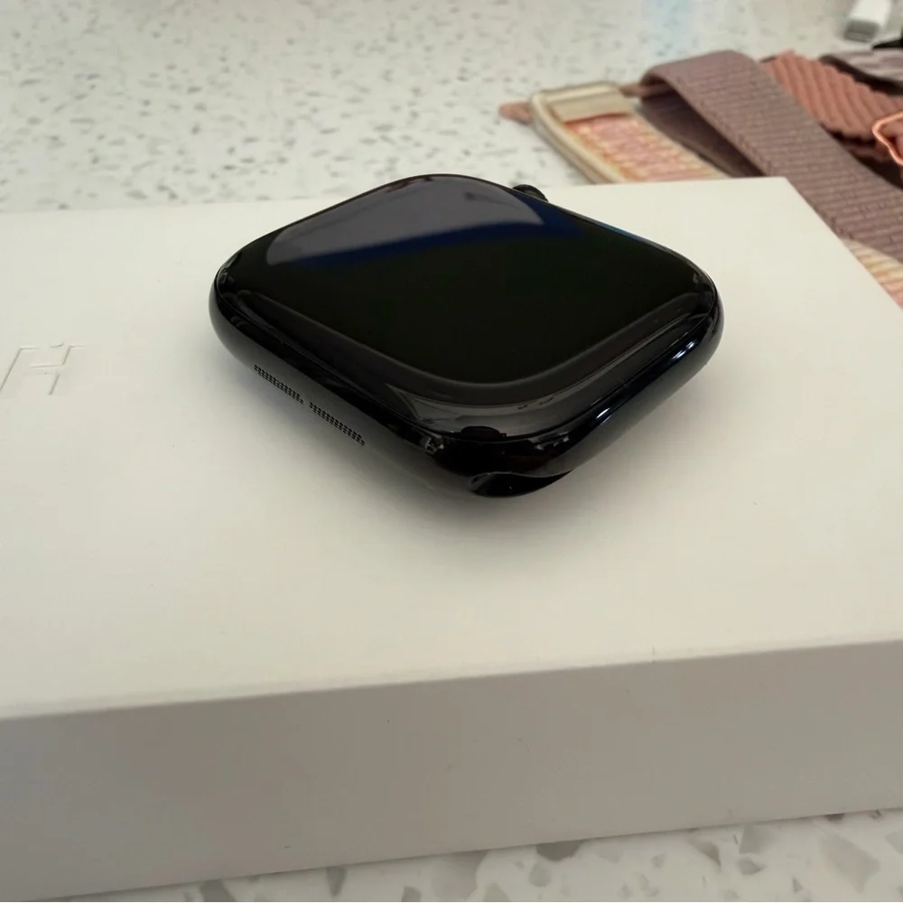 Apple Watch Series 10 46mm Jet Black Aluminum GPS Bundle - Picture 2 of 11